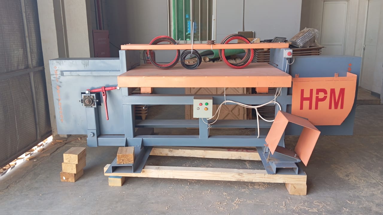 Pallet Dismantling Machine
